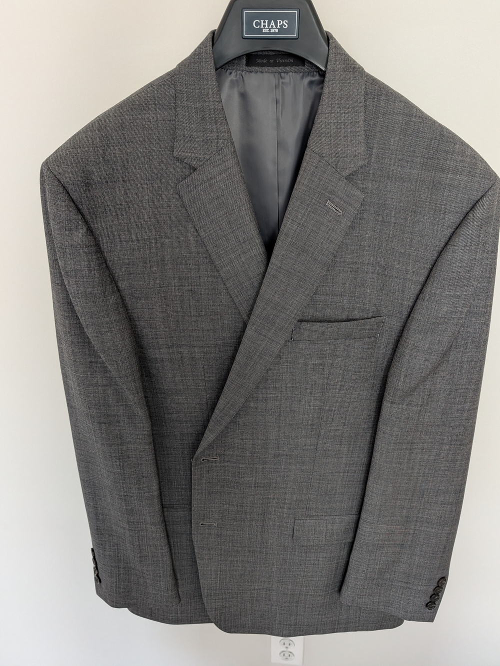 Chaps 3-Piece 100% Wool Suit Grey Micro-Check 46R / 42W x 30L Vest XL